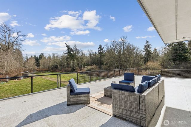 5233 Pheasant Run Lane, Anacortes, WA 98221