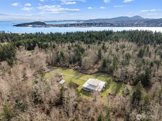 5233 Pheasant Run Lane, Anacortes, WA 98221