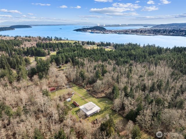 5233 Pheasant Run Lane, Anacortes, WA 98221