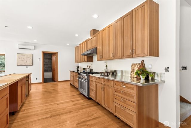 5233 Pheasant Run Lane, Anacortes, WA 98221