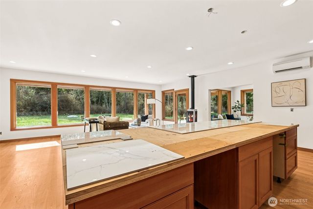 5233 Pheasant Run Lane, Anacortes, WA 98221