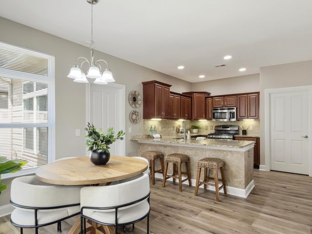 270 Village Stone Circle, Summerville, SC 29486