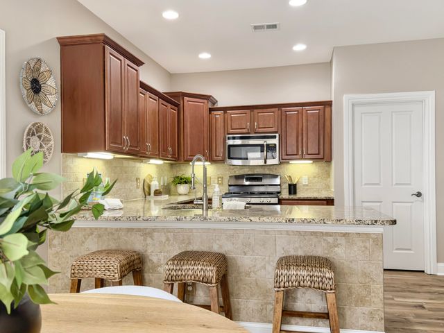 270 Village Stone Circle, Summerville, SC 29486