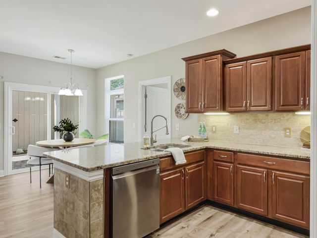 270 Village Stone Circle, Summerville, SC 29486