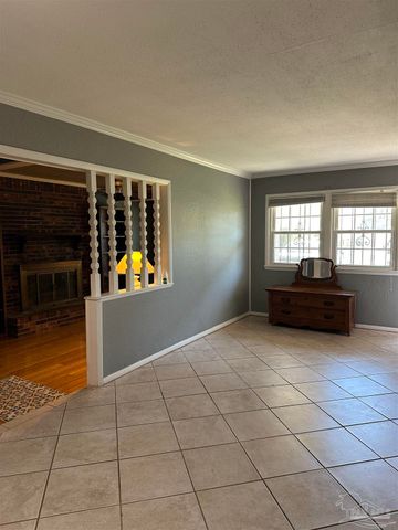 4694 Kingston Dr, Pensacola, FL 32526