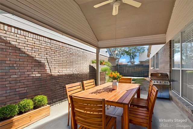 526 Red Baron Drive, Shreveport, LA 71115