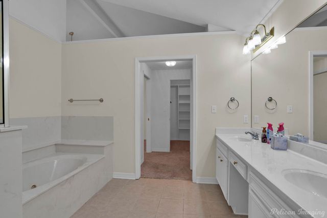 526 Red Baron Drive, Shreveport, LA 71115