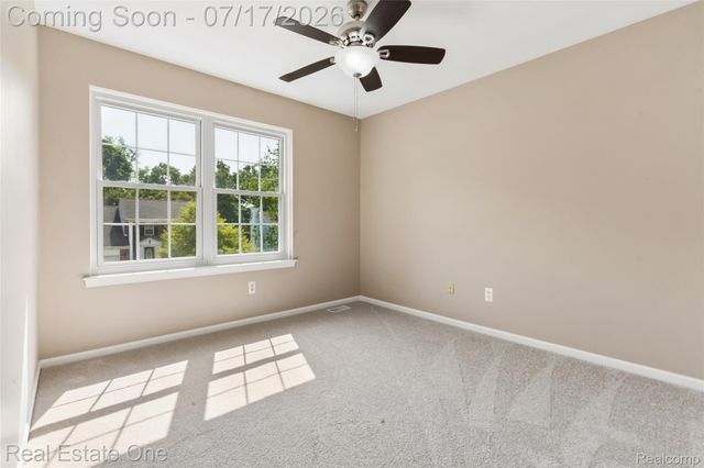 763 Whitney Drive, Rochester Hills, MI 48307