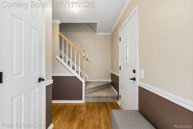 763 Whitney Drive, Rochester Hills, MI 48307
