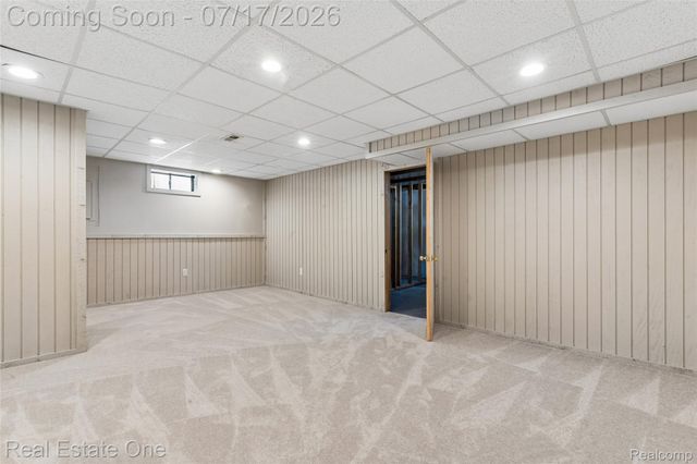 763 Whitney Drive, Rochester Hills, MI 48307