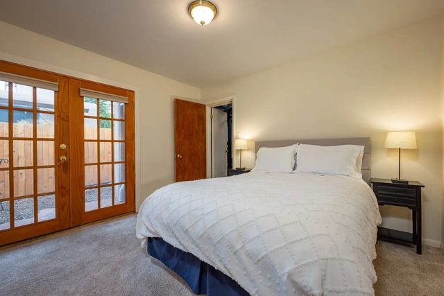 1043 Don Diego Avenue E, Santa Fe, NM 87505