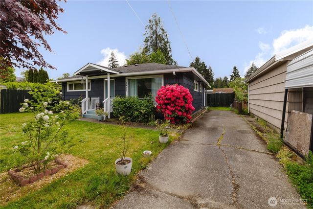3415 9th Street, Bremerton, WA 98312