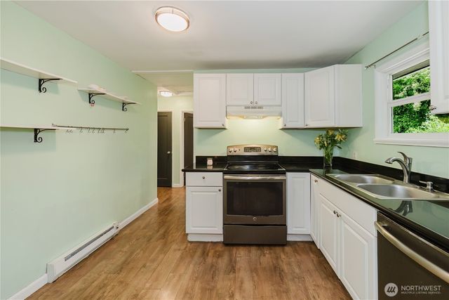 3415 9th Street, Bremerton, WA 98312