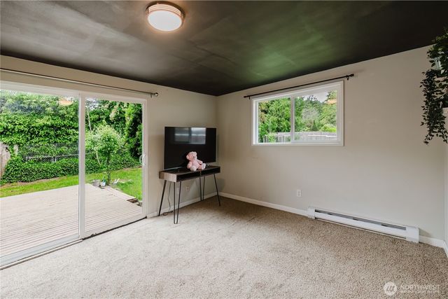 3415 9th Street, Bremerton, WA 98312