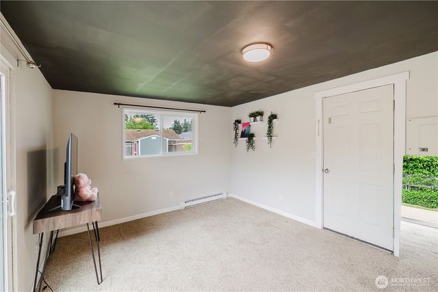 3415 9th Street, Bremerton, WA 98312
