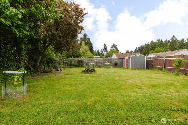 3415 9th Street, Bremerton, WA 98312