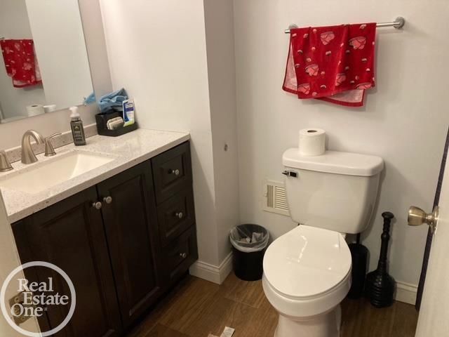 24404 Meadowbridge Road, Clinton Twp, MI 48035