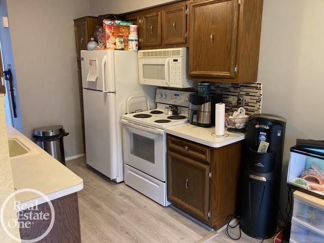 24404 Meadowbridge Road, Clinton Twp, MI 48035