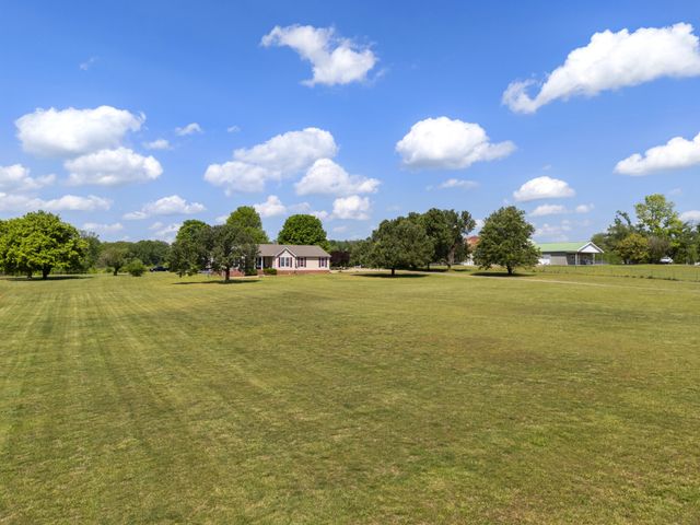 1010 Highway 48, S, Dickson, TN 37055