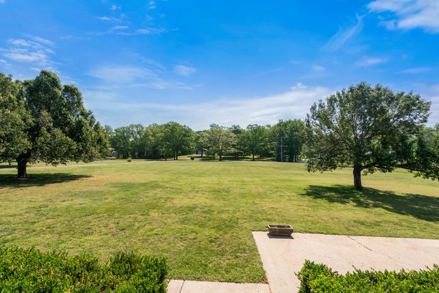 1010 Highway 48, S, Dickson, TN 37055