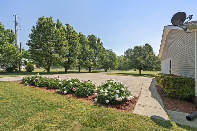 1010 Highway 48, S, Dickson, TN 37055