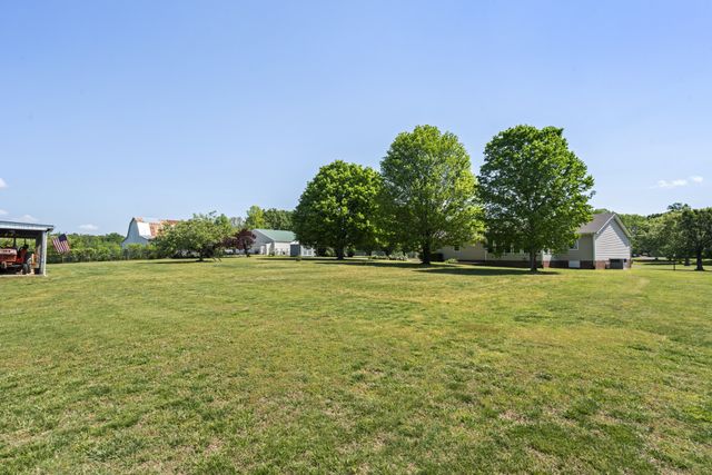 1010 Highway 48, S, Dickson, TN 37055