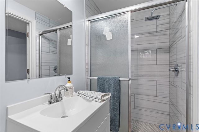 7946 Howerton Rd, Tappahannock, VA 22454