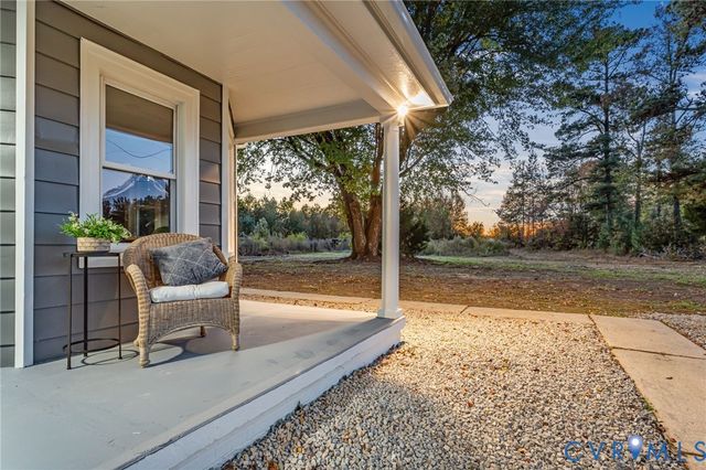 7946 Howerton Rd, Tappahannock, VA 22454