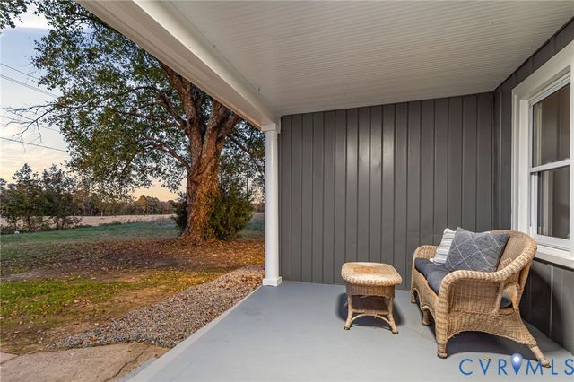 7946 Howerton Rd, Tappahannock, VA 22454