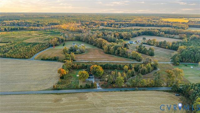 7946 Howerton Rd, Tappahannock, VA 22454