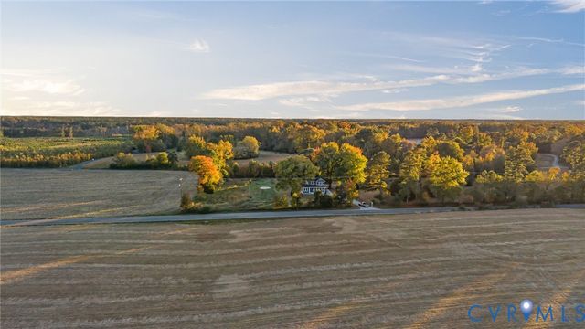 7946 Howerton Rd, Tappahannock, VA 22454