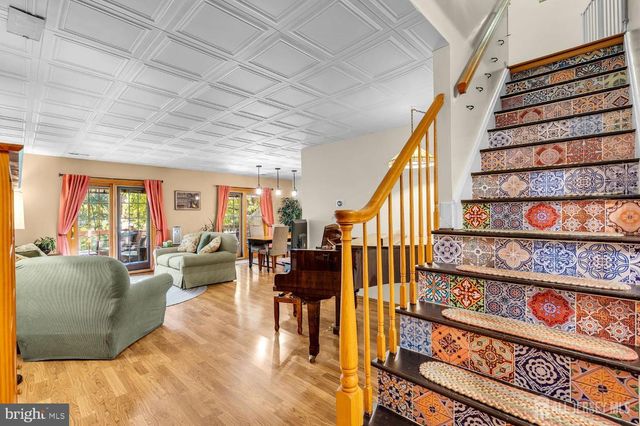 23 ASHFORD DR, Plainsboro, NJ 08536