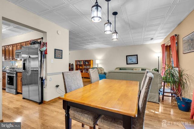 23 ASHFORD DR, Plainsboro, NJ 08536