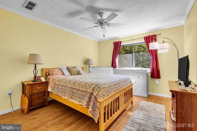23 ASHFORD DR, Plainsboro, NJ 08536