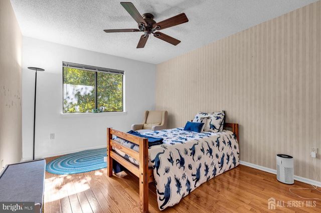 23 ASHFORD DR, Plainsboro, NJ 08536