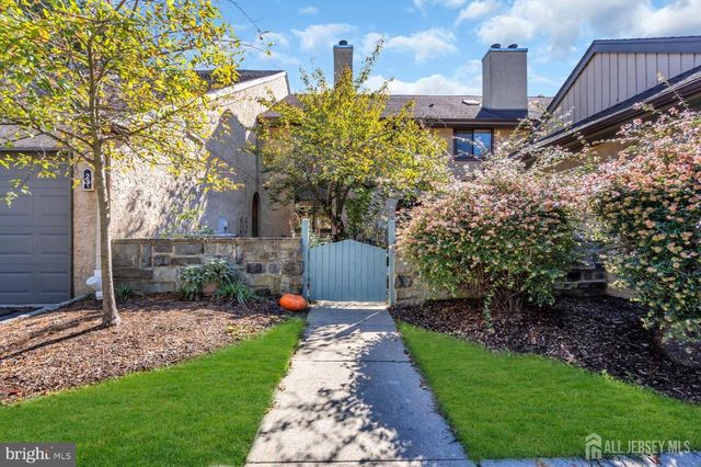 23 ASHFORD DR, Plainsboro, NJ 08536