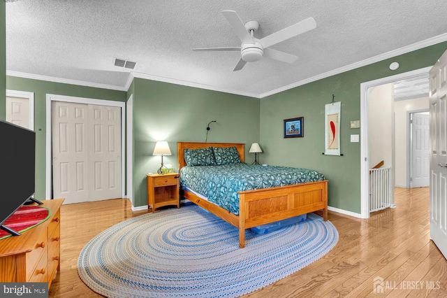 23 ASHFORD DR, Plainsboro, NJ 08536