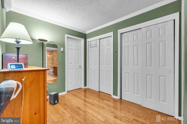 23 ASHFORD DR, Plainsboro, NJ 08536