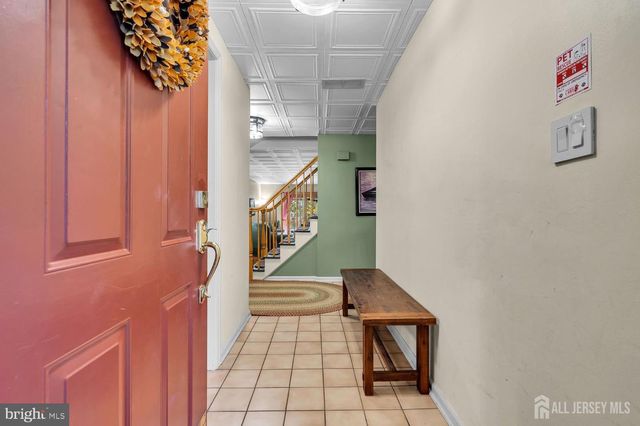 23 ASHFORD DR, Plainsboro, NJ 08536