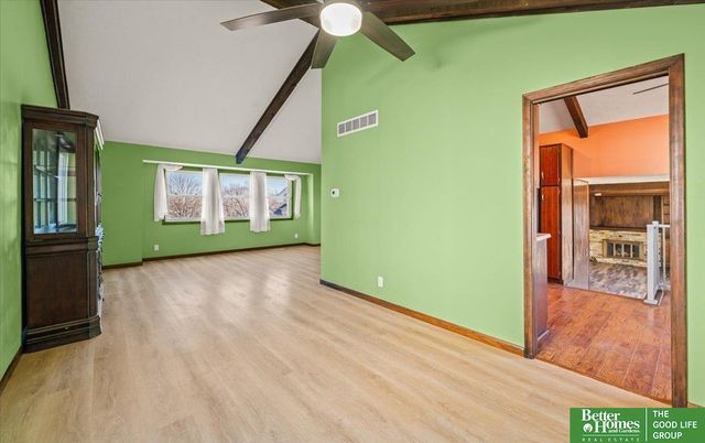 12806 S 33rd Street, Bellevue, NE 68123