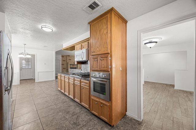 2510 Maxwell Lane, Deer Park, TX 77536