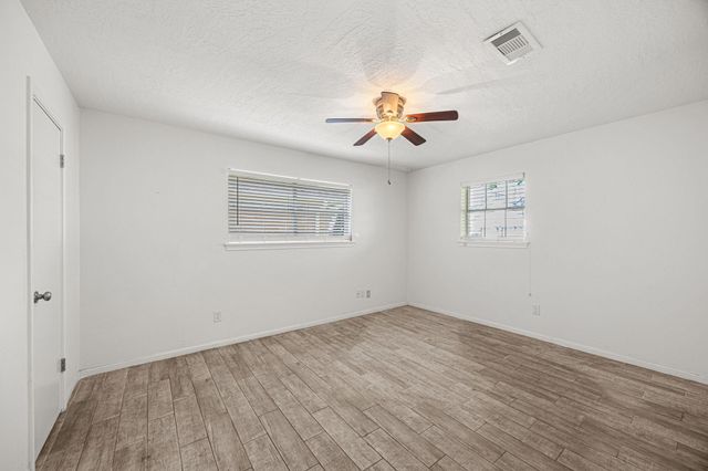 2510 Maxwell Lane, Deer Park, TX 77536