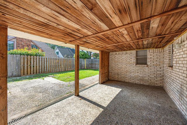2510 Maxwell Lane, Deer Park, TX 77536