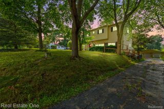 571 Cristy Avenue, Waterford Charter Township, MI 48328