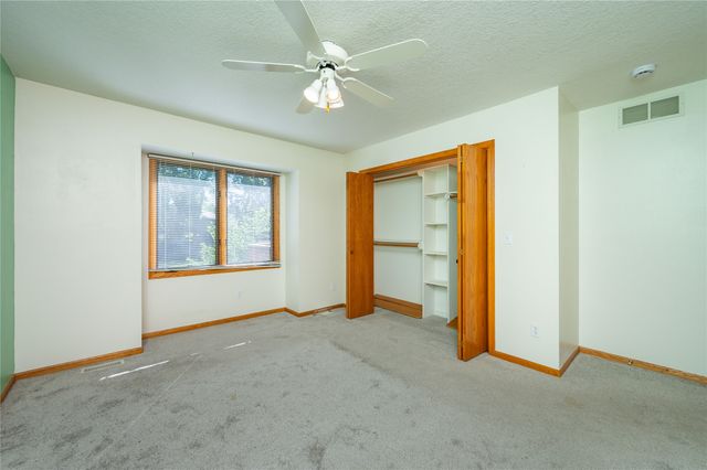 4719 71st Street, Urbandale, IA 50322