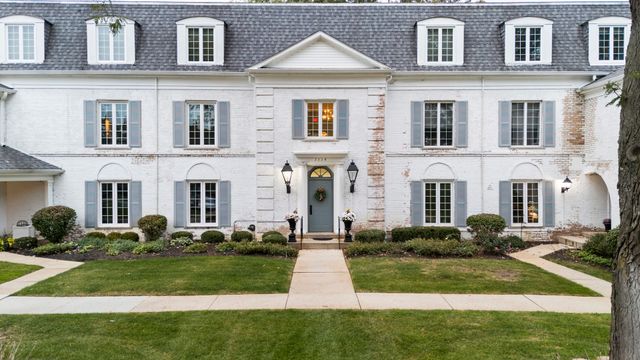 7324 Heritage Court 2D, Frankfort, IL 60423