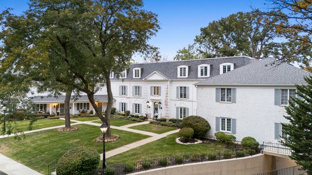 7324 Heritage Court 2D, Frankfort, IL 60423