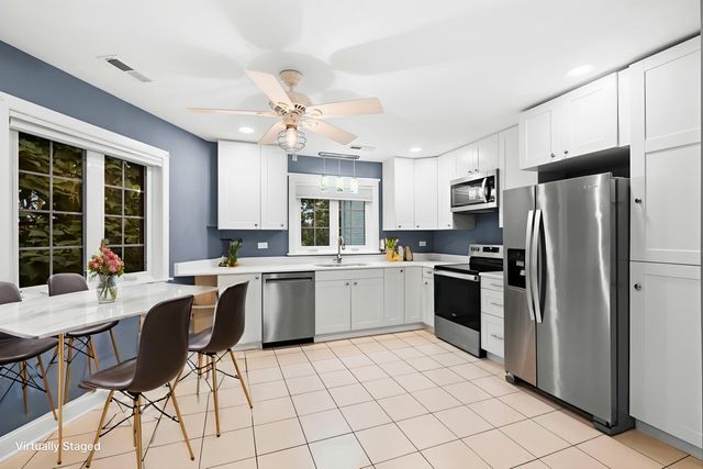 7324 Heritage Court 2D, Frankfort, IL 60423