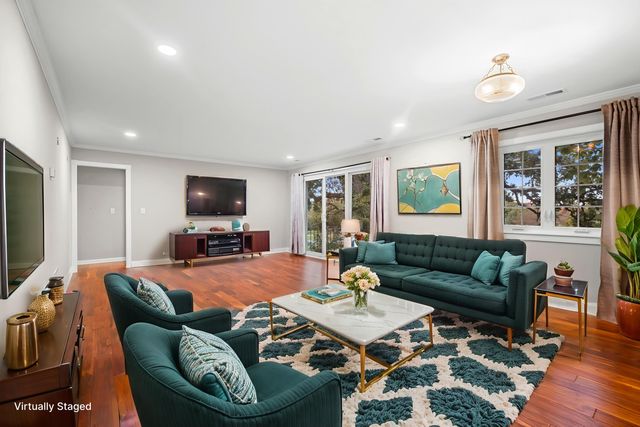 7324 Heritage Court 2D, Frankfort, IL 60423