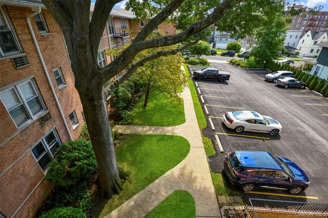 25 Trinity Place 3K, New Rochelle, NY 10805